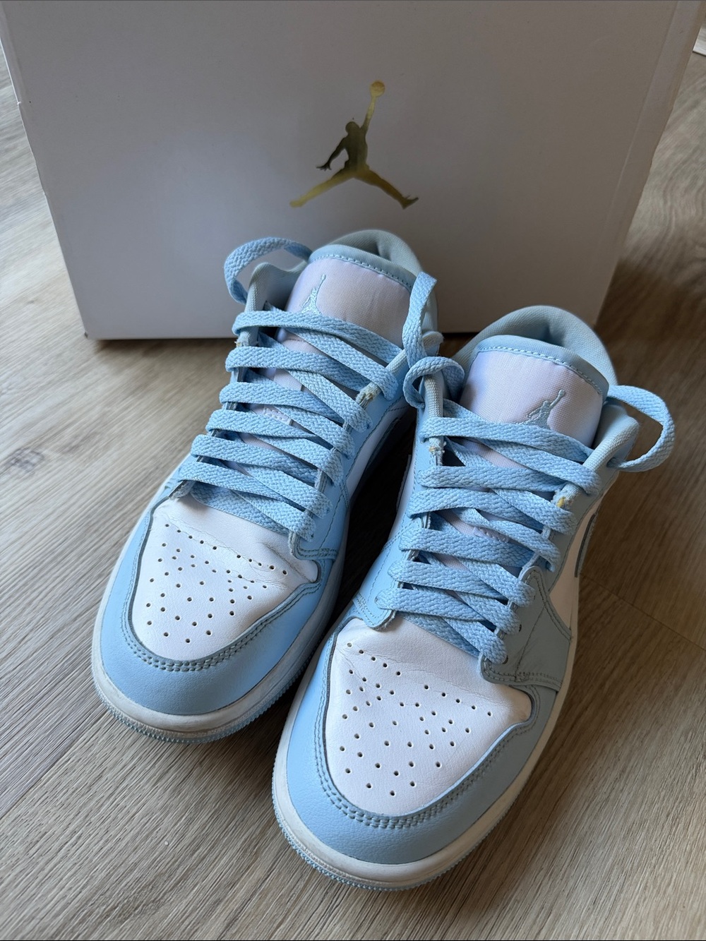 Nike Jordan Low-Top Sneakers in White and Ice Blue - Picture 1 of 12